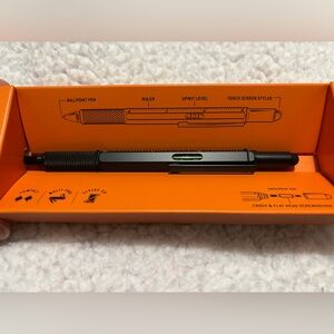NWT Gentlemen’s Hardware Black Multi-6 in 1 Tooling Pen